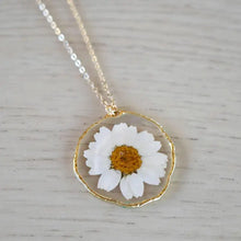 Load image into Gallery viewer, Creative Transparent Natural flower Pendant For Women
